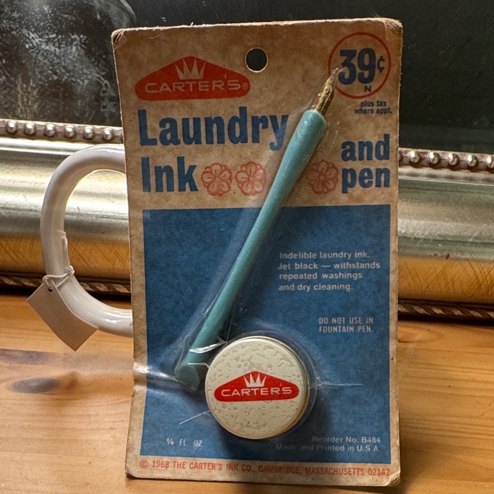 Vintage Carter's Laundry Ink and Pen Set - Blue and White (1968)
